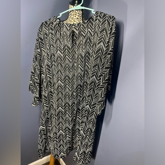 Vince Camuto womens Black White Short Sleeve Knee Length Sheath Dress Size XL - Picture 4 of 5